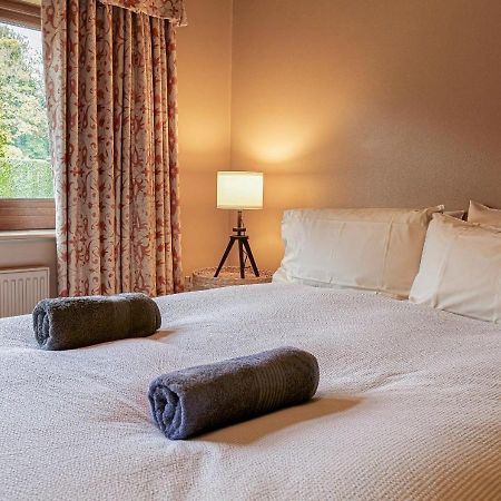 فيلا Charming 3Bd Cotswolds Family Retreat بورتون أُنذ ووتر المظهر الخارجي الصورة