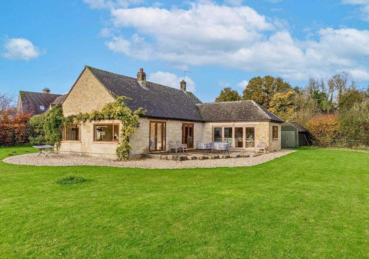 فيلا Charming 3Bd Cotswolds Family Retreat بورتون أُنذ ووتر المظهر الخارجي الصورة