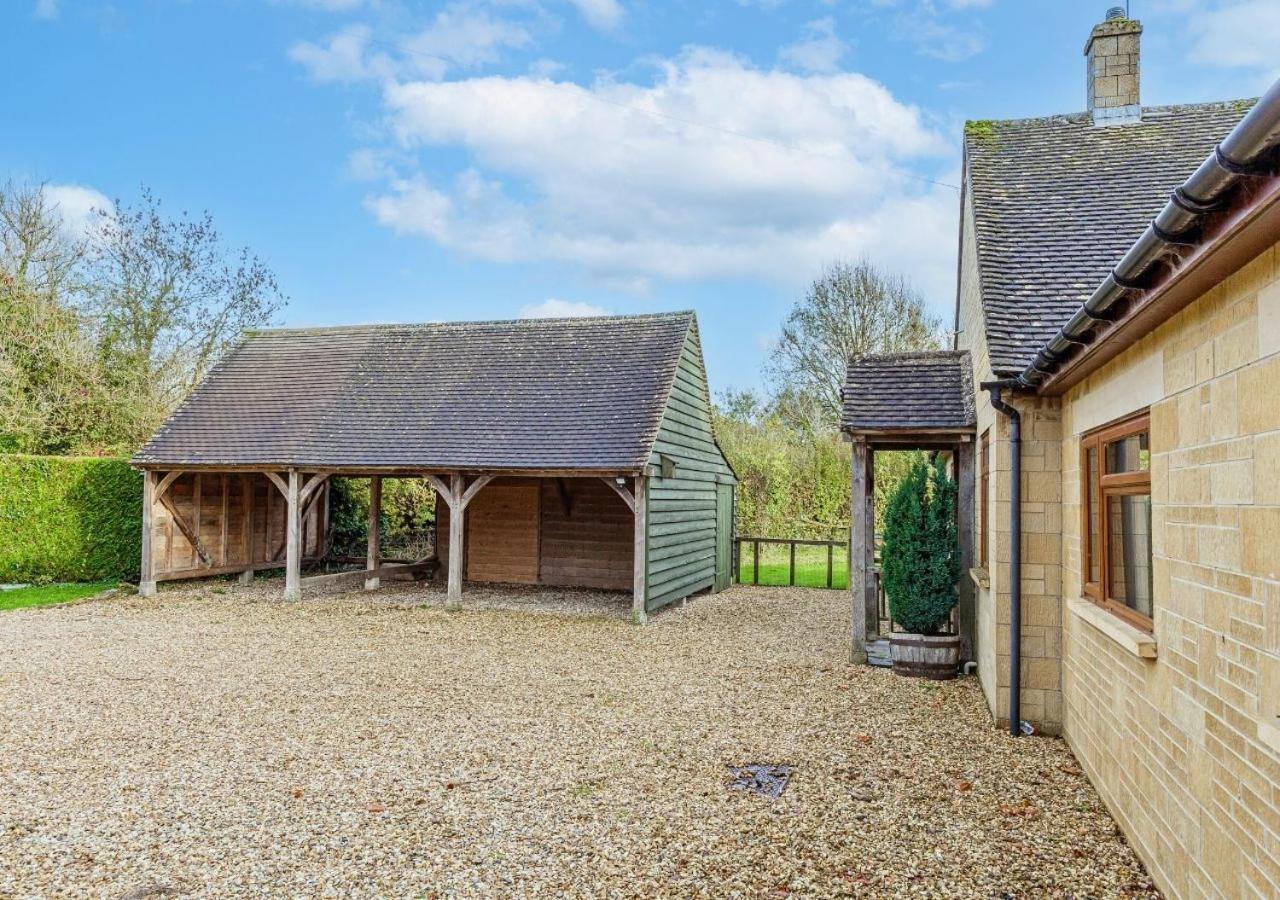 فيلا Charming 3Bd Cotswolds Family Retreat بورتون أُنذ ووتر المظهر الخارجي الصورة