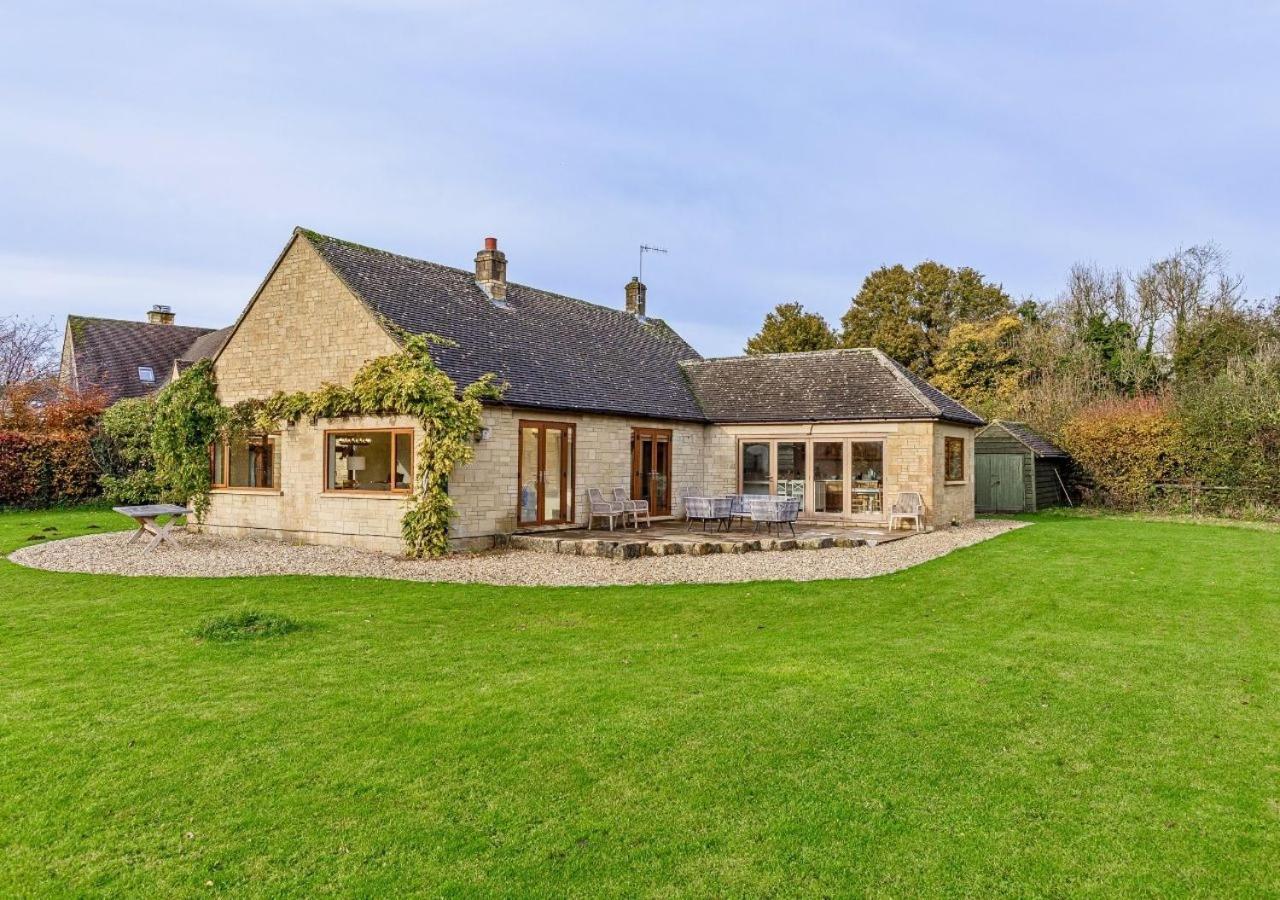 فيلا Charming 3Bd Cotswolds Family Retreat بورتون أُنذ ووتر المظهر الخارجي الصورة